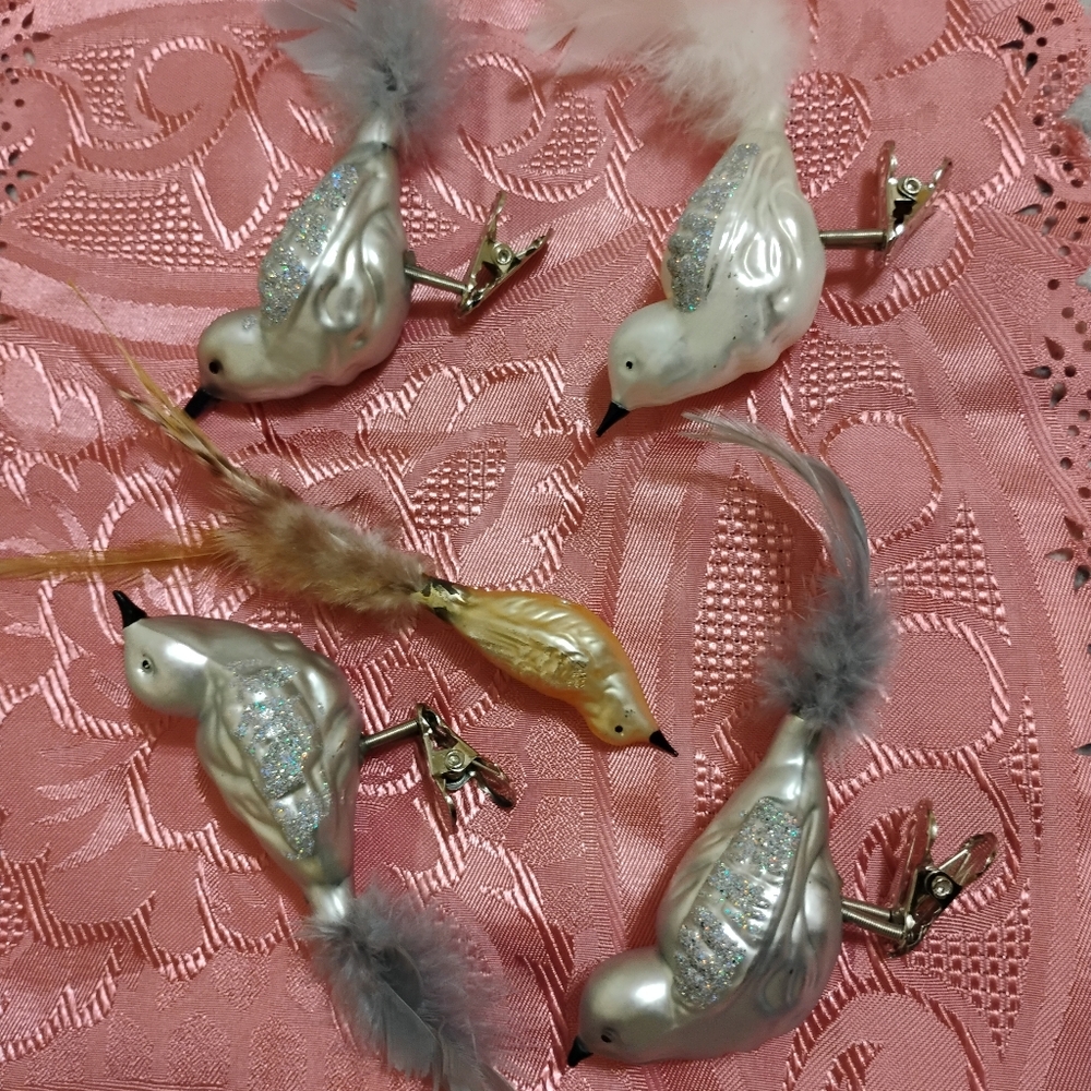 Vintage Glass Blown Glitter Clip-on Birds- Set of 5 - Picture 10 of 13